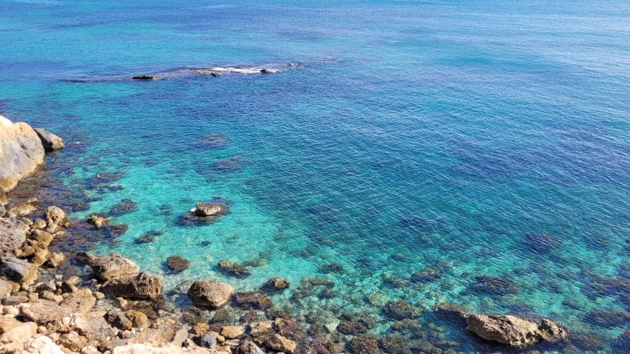 Casa Caledonia - Appartement Dans Villa Avec Jardin Arbore Et Piscine A 500 M De La Mer ベニッサ エクステリア 写真
