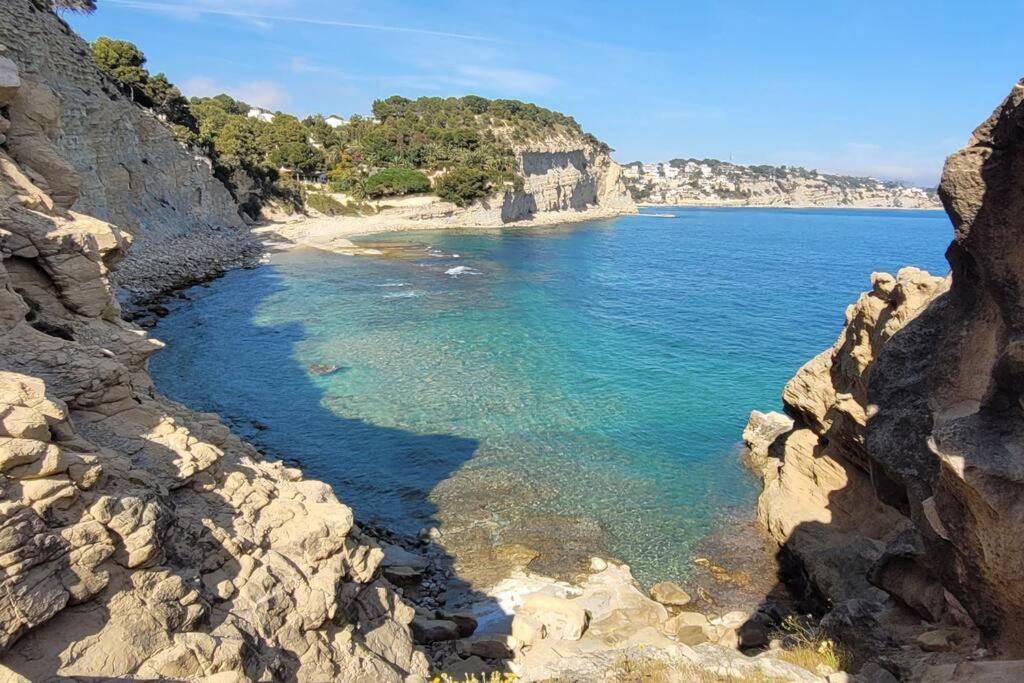 Casa Caledonia - Appartement Dans Villa Avec Jardin Arbore Et Piscine A 500 M De La Mer ベニッサ エクステリア 写真