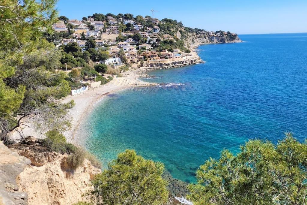 Casa Caledonia - Appartement Dans Villa Avec Jardin Arbore Et Piscine A 500 M De La Mer ベニッサ エクステリア 写真