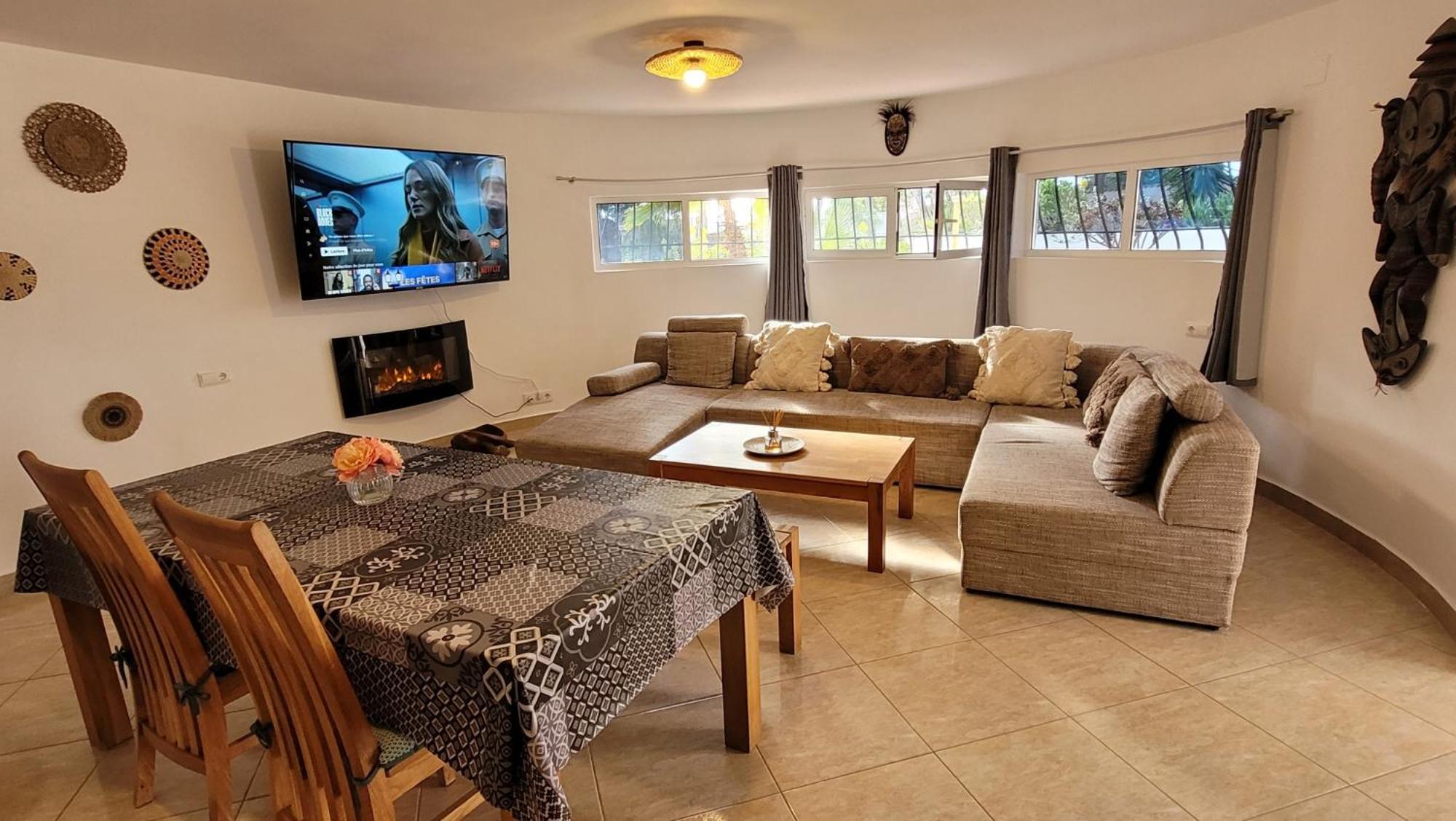 Casa Caledonia - Appartement Dans Villa Avec Jardin Arbore Et Piscine A 500 M De La Mer ベニッサ エクステリア 写真