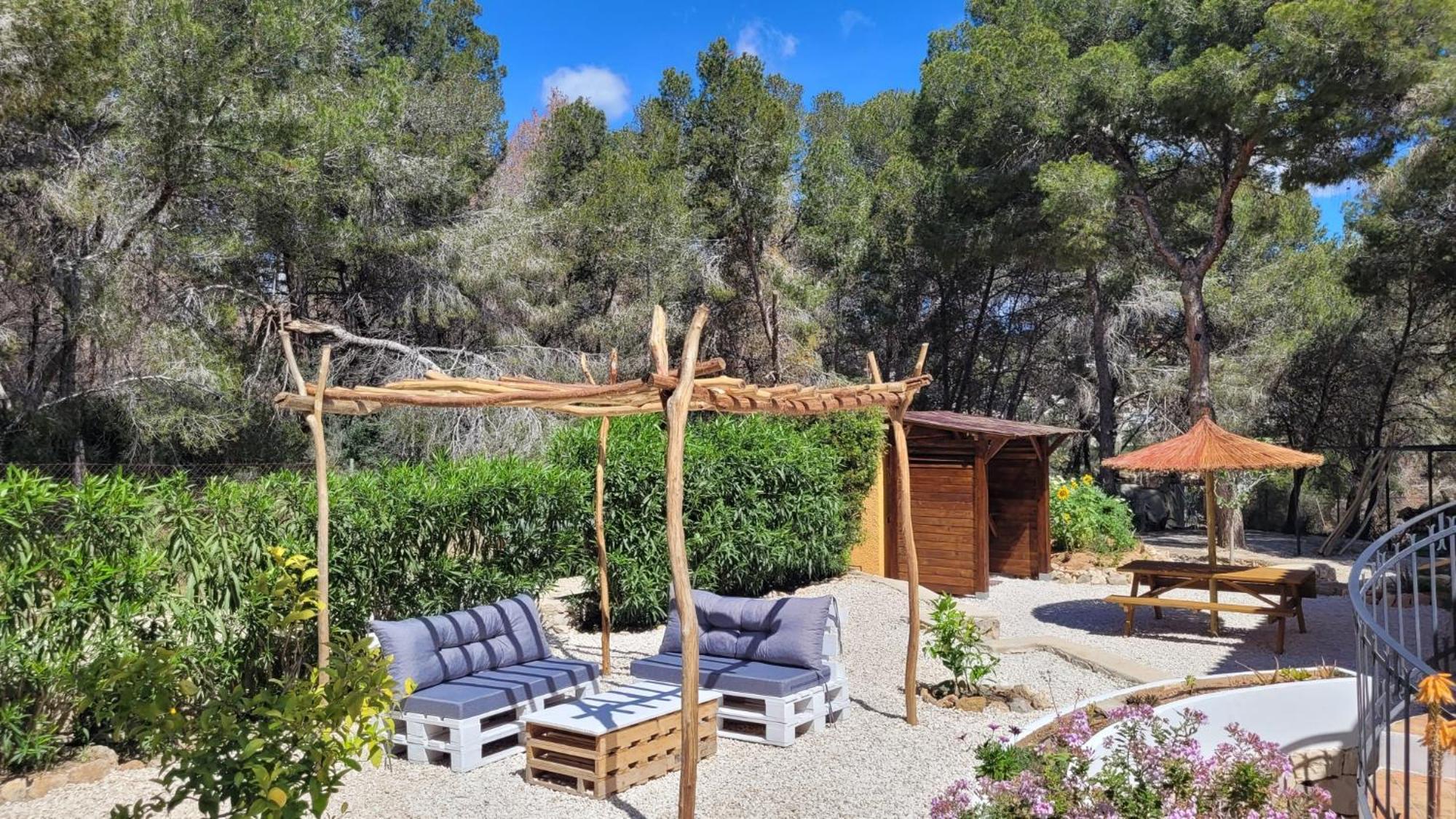 Casa Caledonia - Appartement Dans Villa Avec Jardin Arbore Et Piscine A 500 M De La Mer ベニッサ エクステリア 写真
